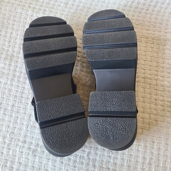 Megan Flower Print Platform Block Heel Mary Jane Shoes Women's Size 9.5 - Picture 13 of 13